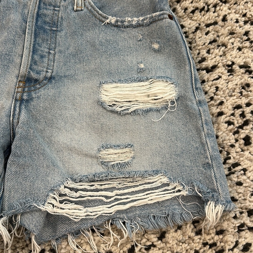 A&F High Rise 4" Short - Picture 5 of 5